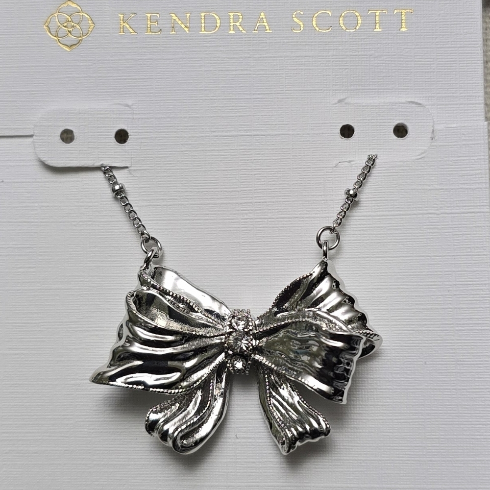 Kendra Scott LoveShackFancy Silver Bow Statement Necklace
